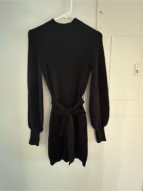 Knit Long Sleeve Tie-Waist Dress - Black